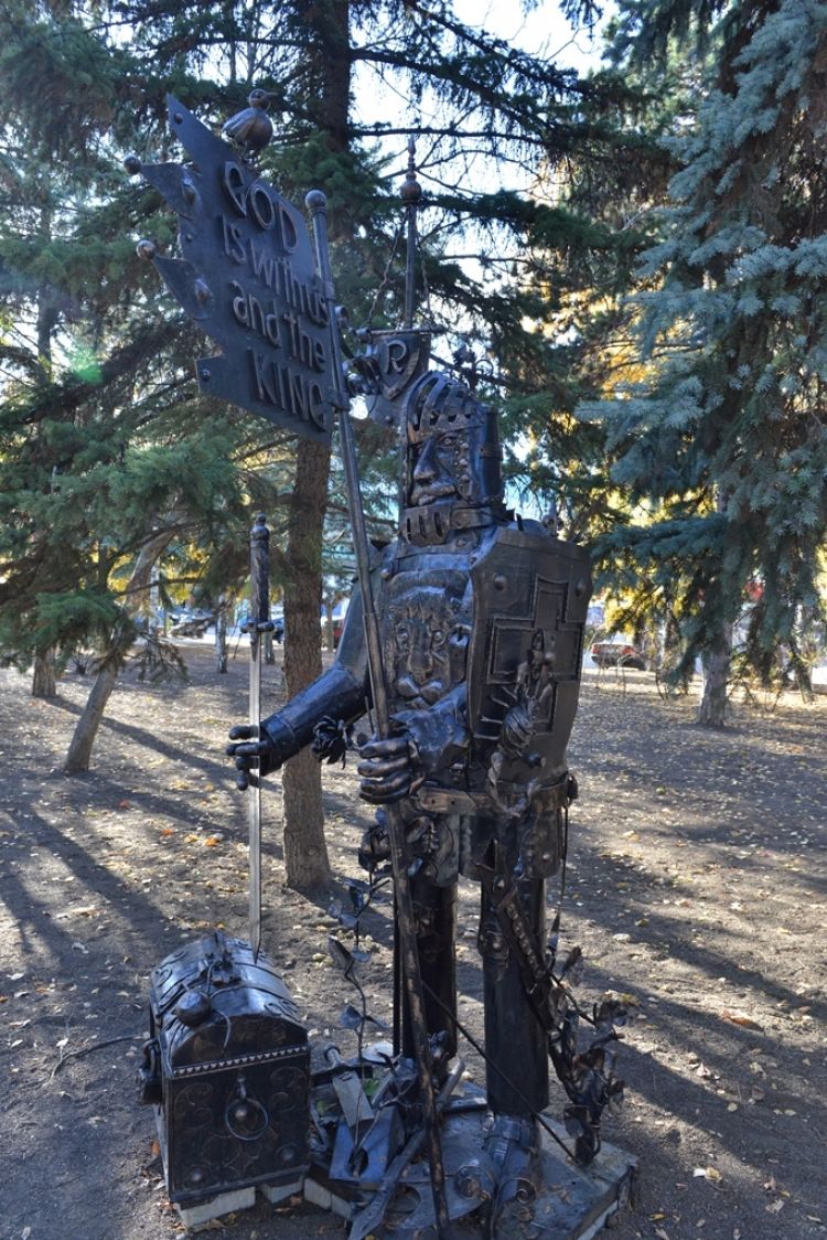 Обновленный сквер завода «Мезон» на Рышкановке украшают новые инсталляции