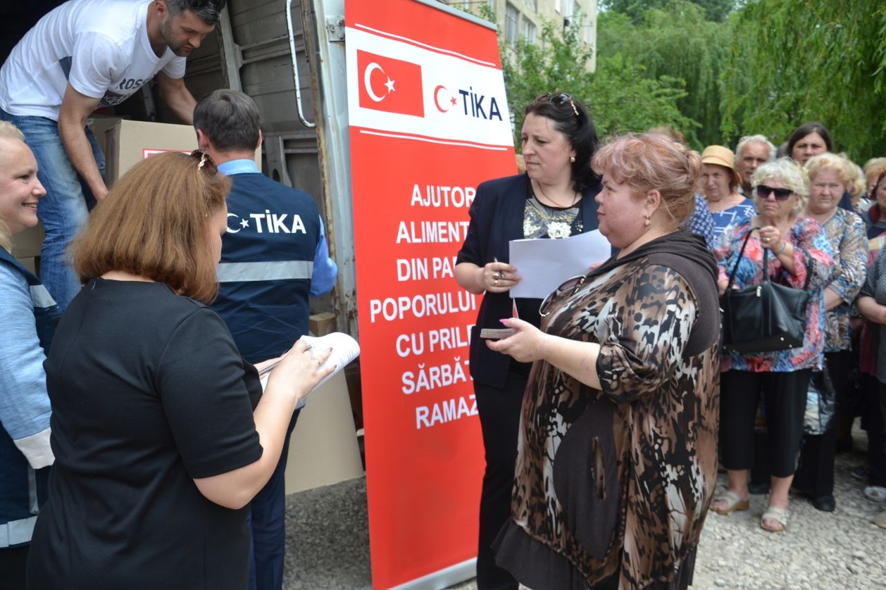 Турки оказали жителям Бельц благотворительную помощь в связи с Рамазаном