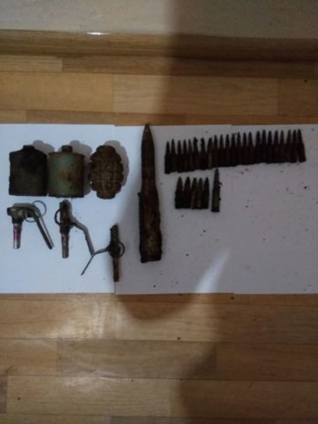Trei grenade, trei focoase de grenadă și 30 de cartuşe, depistate într-o gospodărie din Sagaidac, Cimișlia