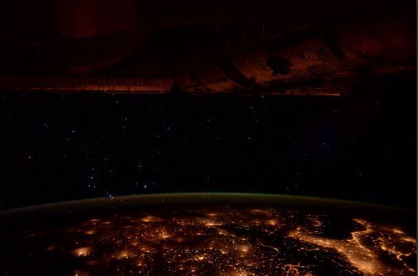 Астронавт NASA сделал впечатляющий снимок ночной Европы