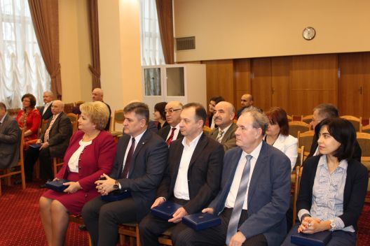 Лауреаты Национальной премии 2015 года наконец-то получили свои медали