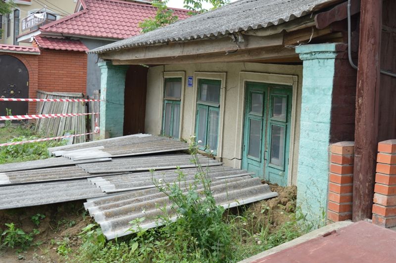 Ливень в Комрате разрушил жилые дома, они не подлежат восстановлению