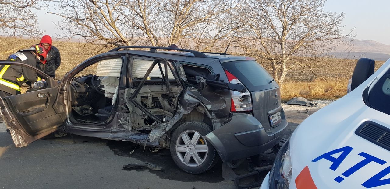 В Сынжерейском районе произошло ДТП: пострадали 5 человек