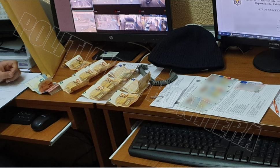 Молдаванин с 4 поддельными документами пытался подкупить пограничника