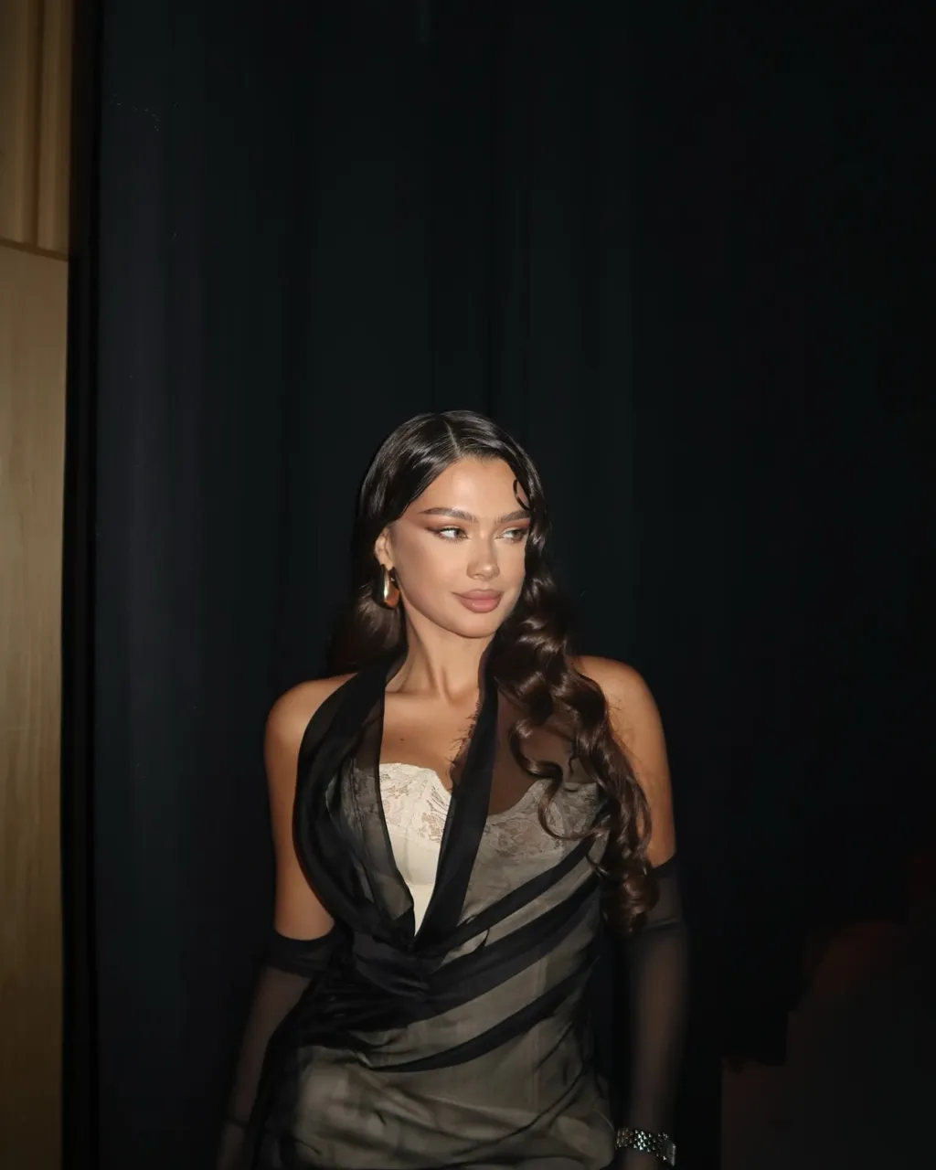 Misha Miller, distinsă cu premiul Cântăreața Anului în cadrul WIBA Awards 2025 de la Cannes