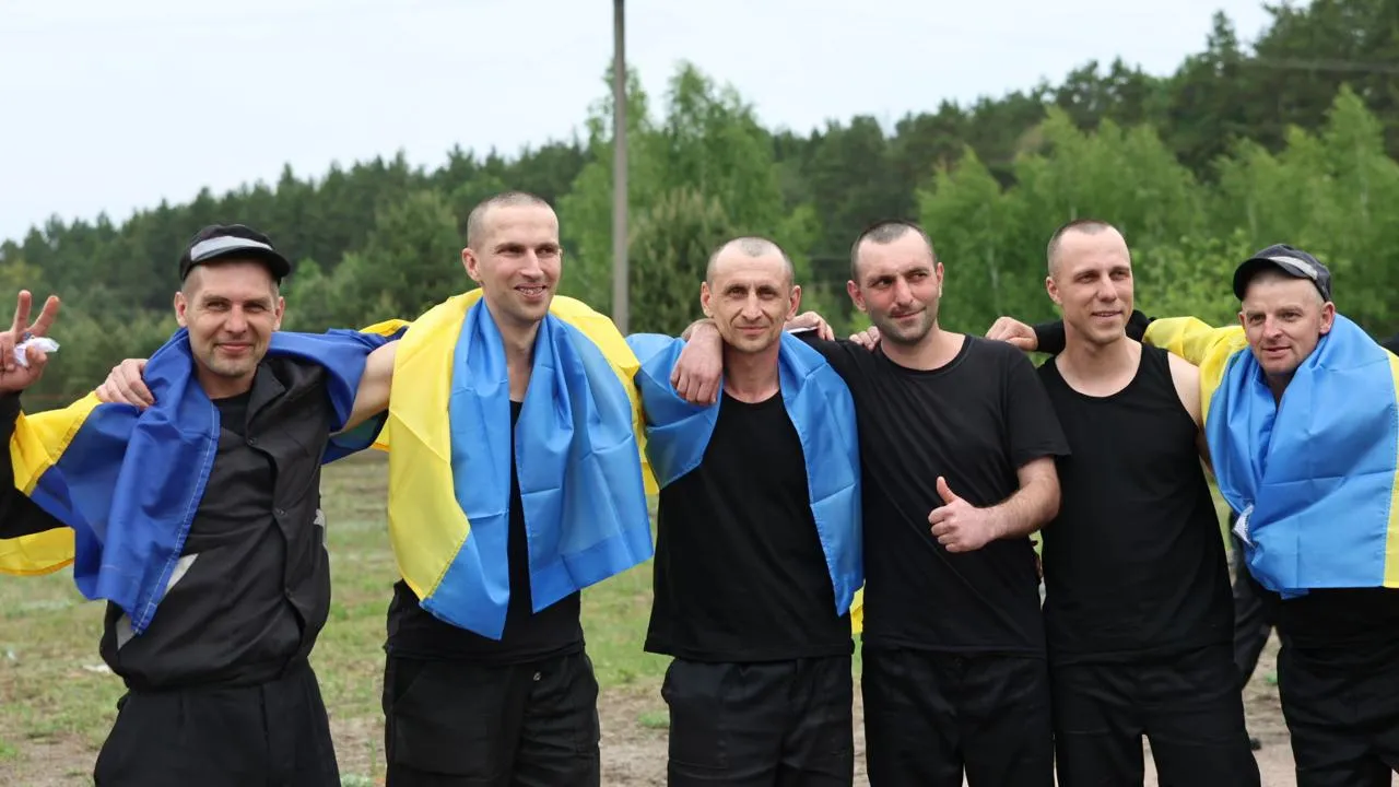 Украина и Россия завершили обмен пленными 1000 на 1000: состоялся последний этап