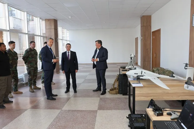 Ministerul Apărării a primit cadou din Germania un lot de drone „Quantum Systems”