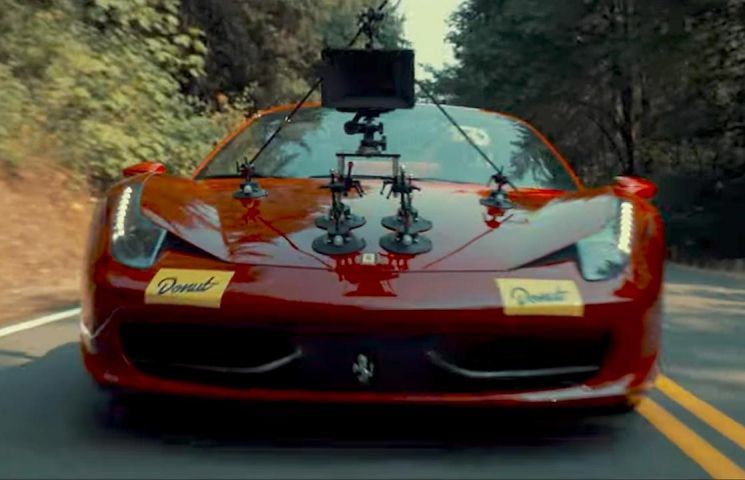 Top 10 cele mai bune mașini folosite pentru filmări din industria cinematografică