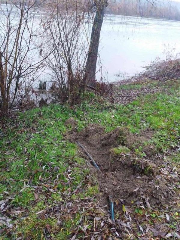 В Днестре обнаружен трубопровод для перекачки контрабандного алкоголя
