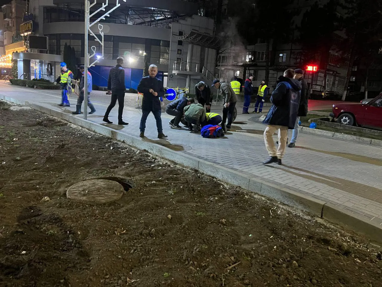 В подземном переходе на Ботанике произошла утечка горячей воды