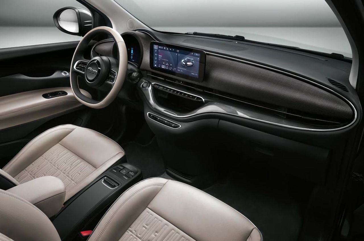 Внешность нового электрокара Fiat 500 раскрыли до премьеры