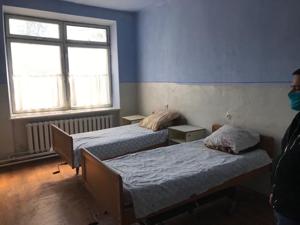 В разгар пандемии в Чадыр-Лунге начался ремонт инфекционного отделения