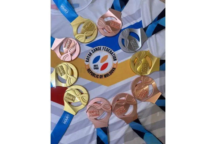 Санду поздравила молдавских победителей на чемпионате мира по гребле