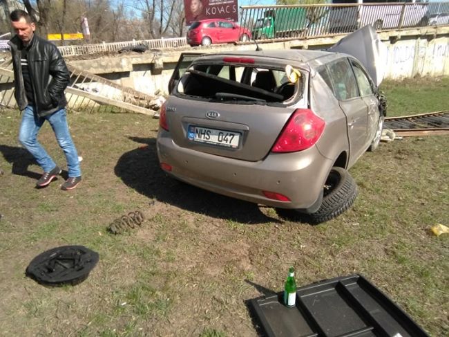 Серьезная авария в столице: столкнулись 3 автомобиля