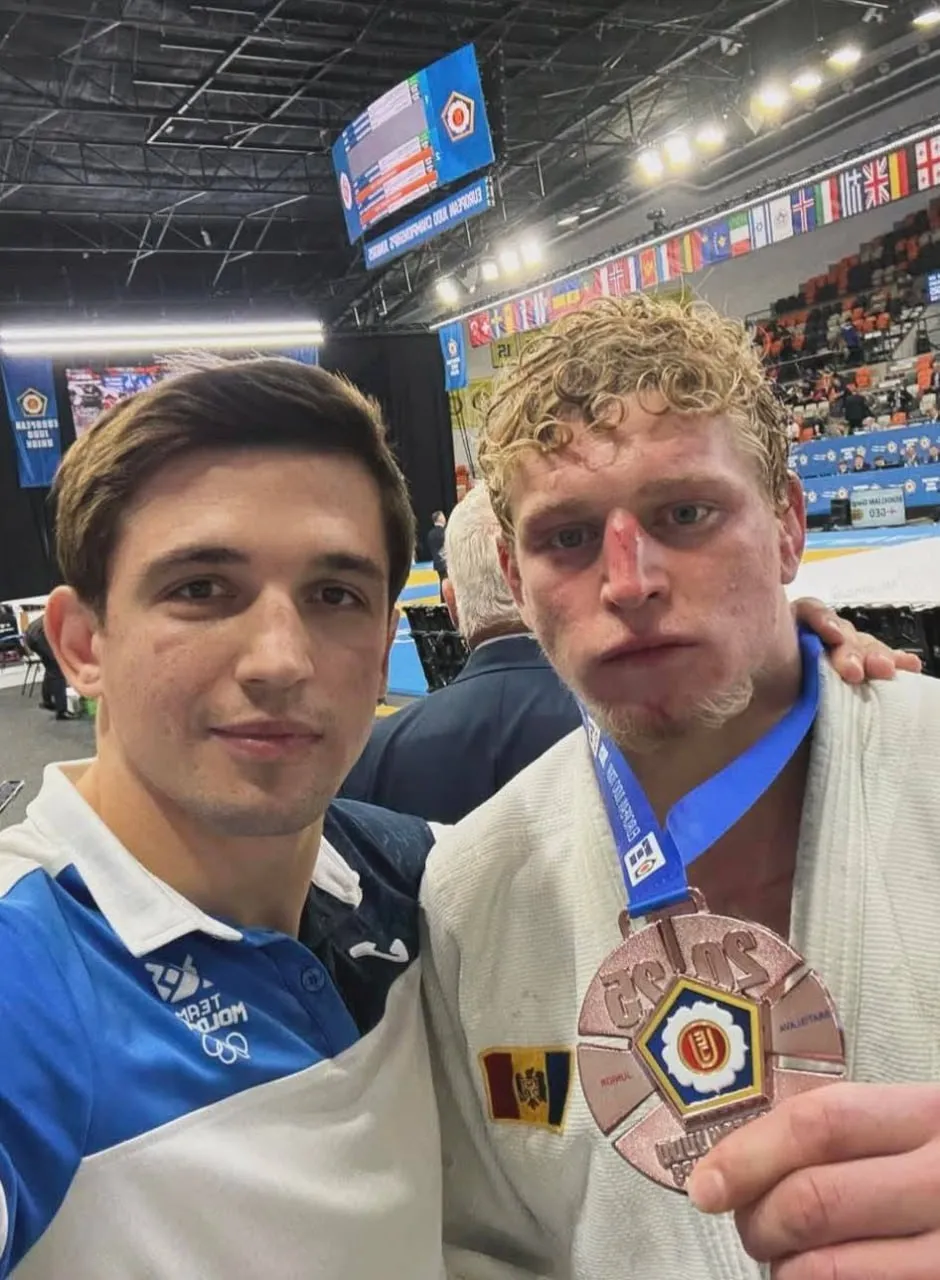Вадим Гимбовский завоевал бронзу на чемпионате Европы по дзюдо среди спортсменов до 21 года