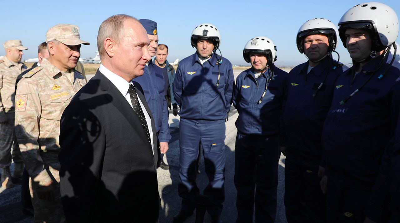 Путин впервые посетил авиабазу «Хмеймим» в Сирии
