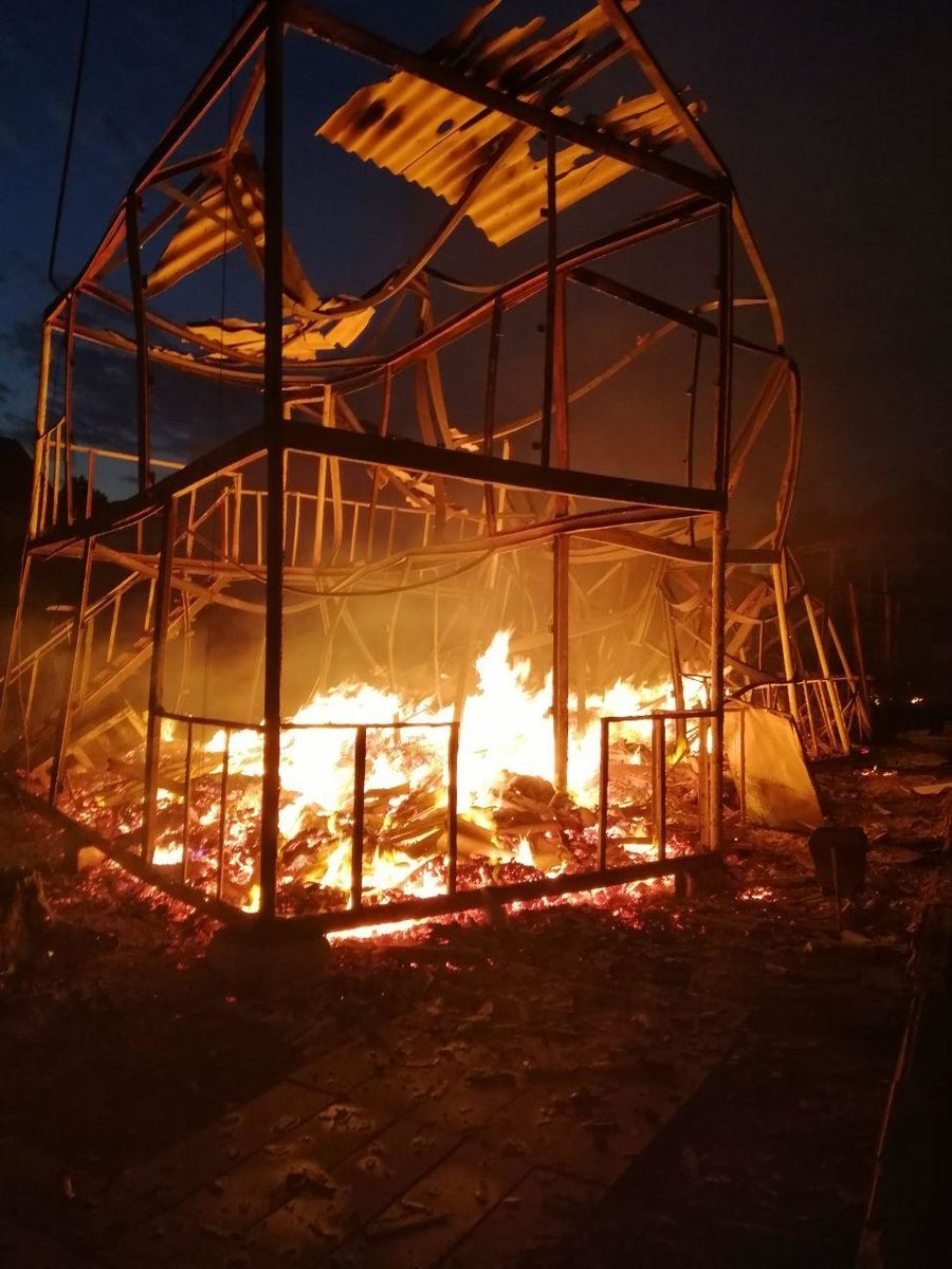 В Затоке произошел пожар сразу на двух базах отдыха