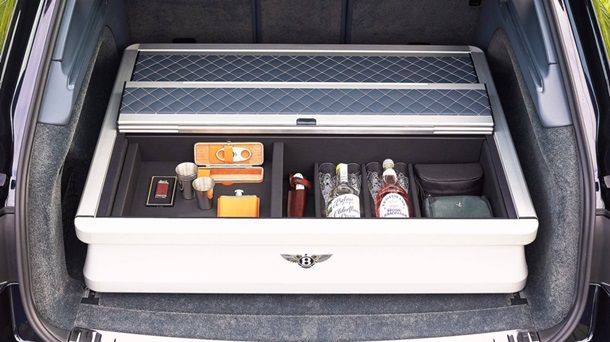 Bentley представил кроссовер для охотников