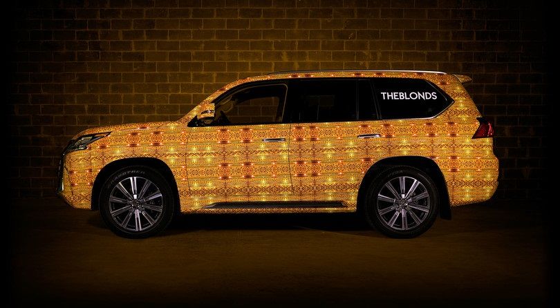 Lexus показал дизайнерские автомобили