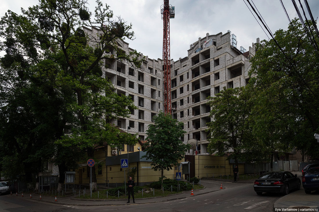 Российский блогер показал "Плохой Кишинёв"