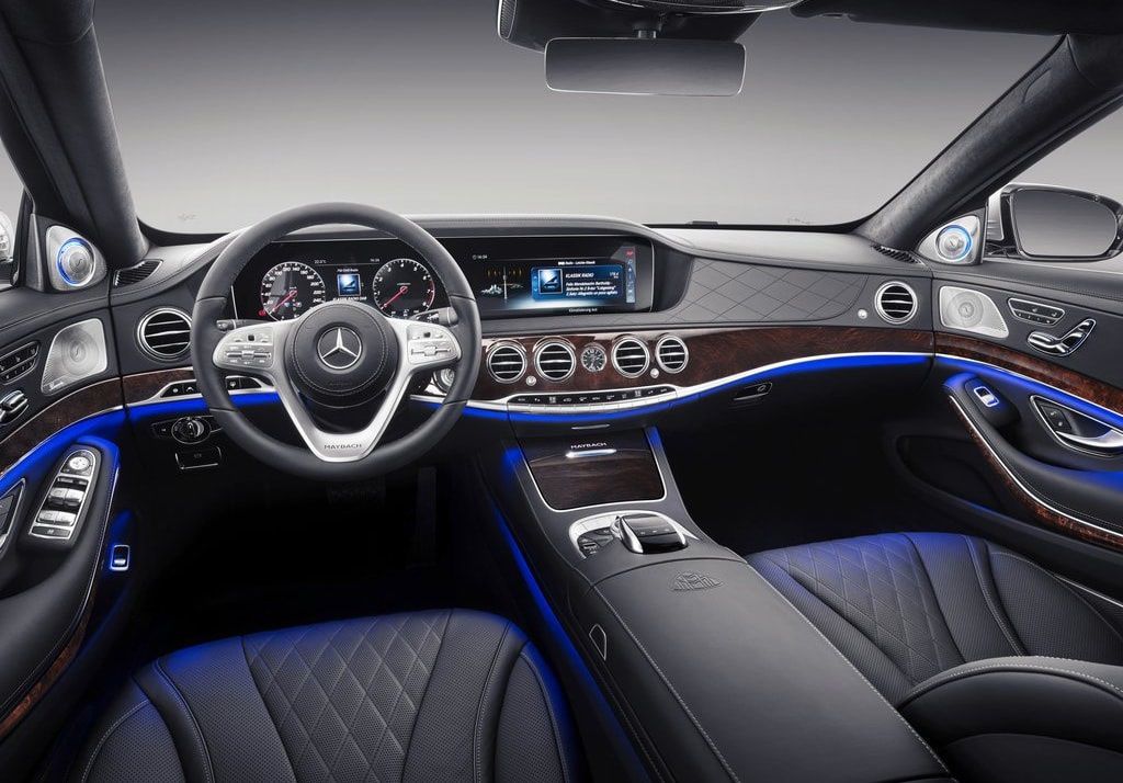 Опубликованы снимки нового Maybach S-Class