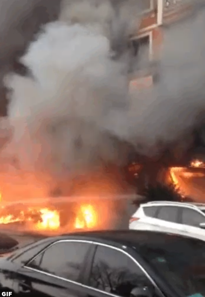 В китайском спа-салоне заживо сгорели не менее 18 человек