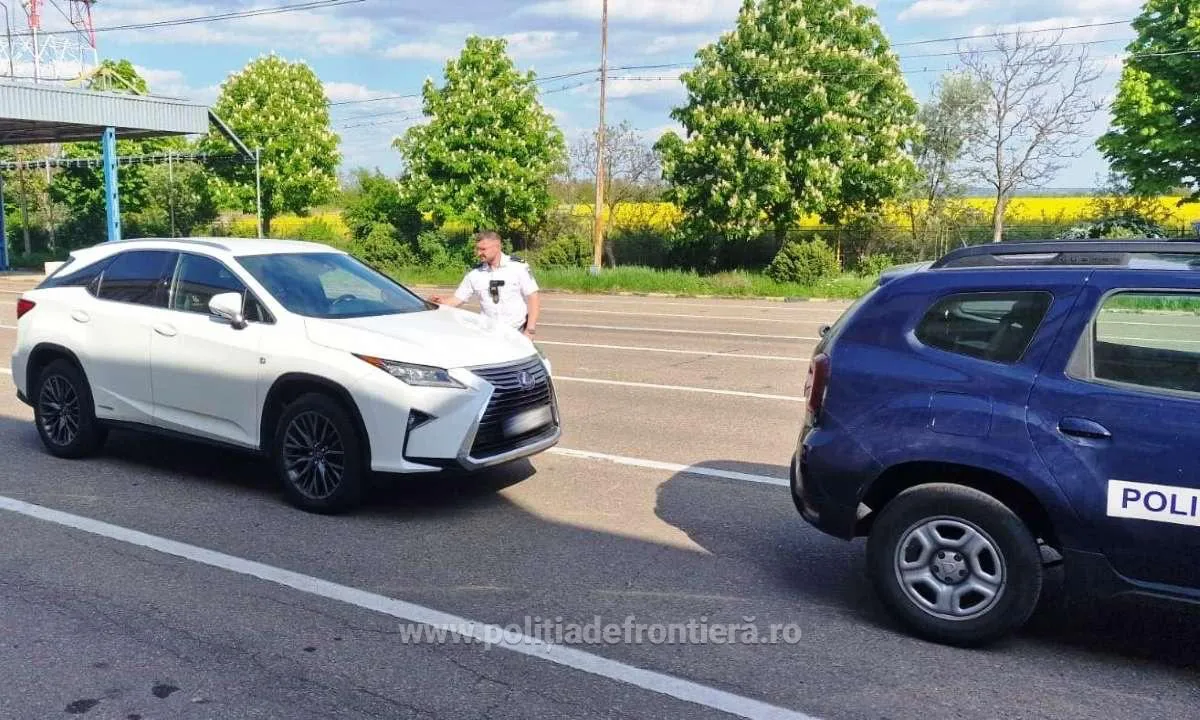 Молдаванина задержали на границе с угнанным из Италии автомобилем Lexus