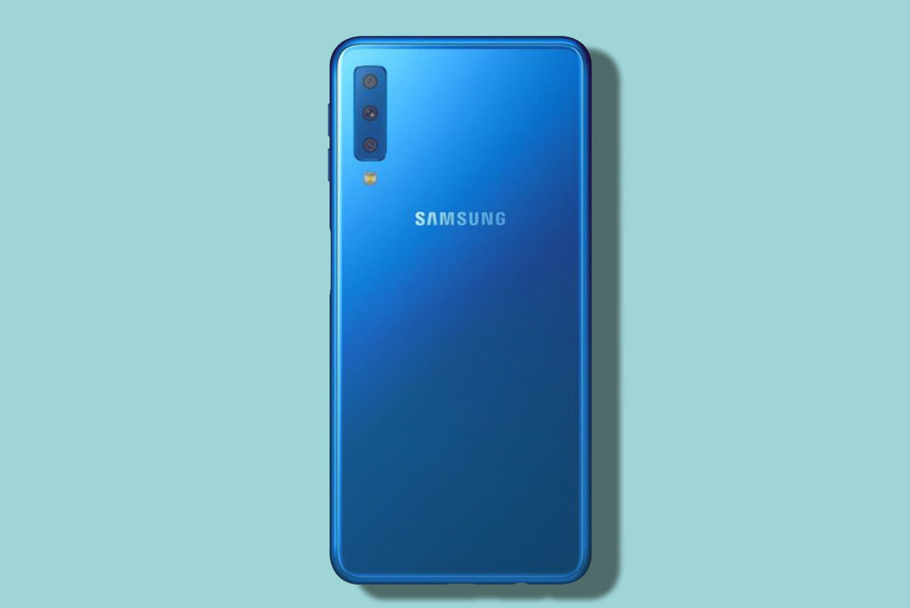 Samsung готовит смартфон среднего класса с тройной камерой