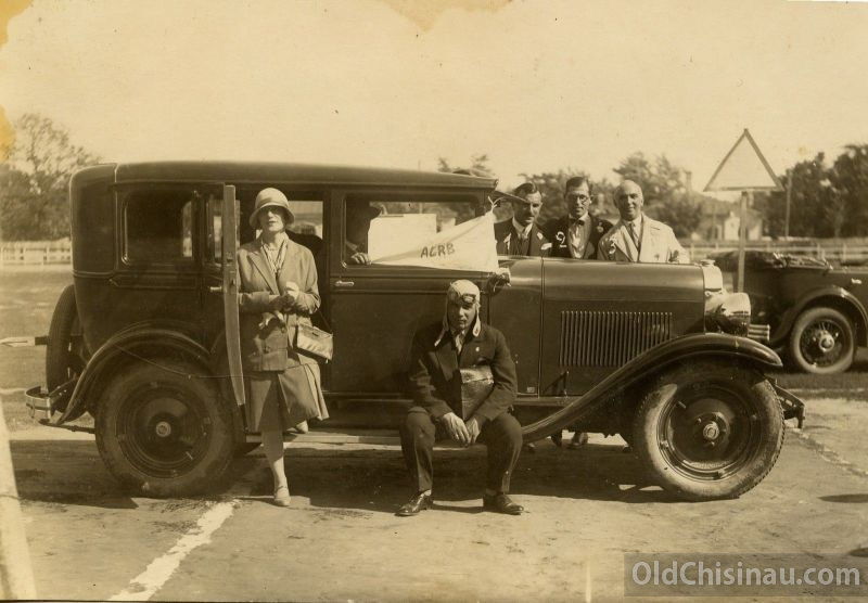 Опубликованы фотографии с автопробегов из Кишинева в 1928-1929 годах