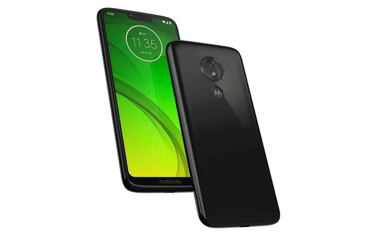 Motorola представила дешевые смартфоны