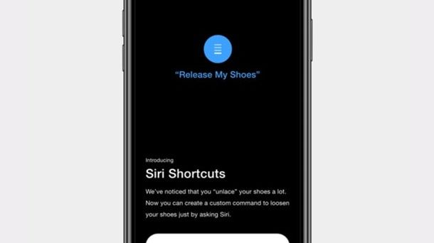 Nike показала кроссовки, которые завязывает iPhone