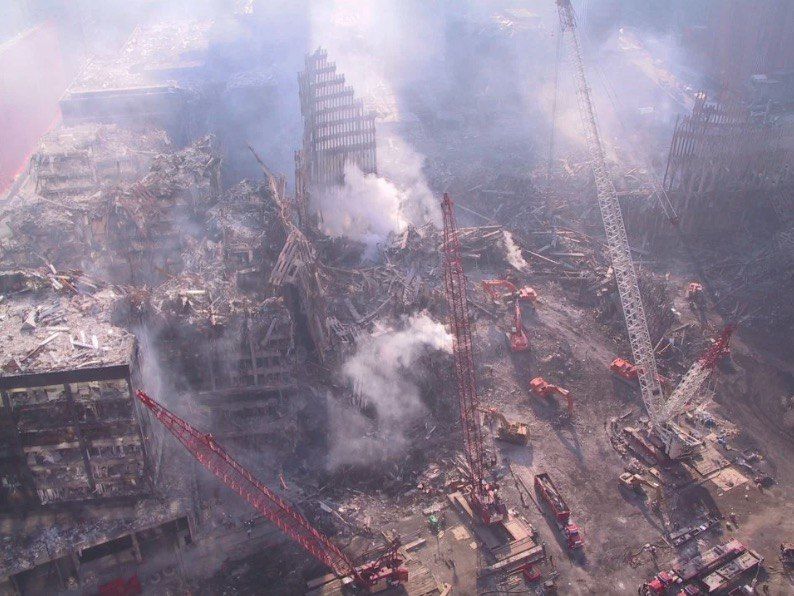 На распродаже были найдены фото с трагедии 9/11, которые никто ещё не видел