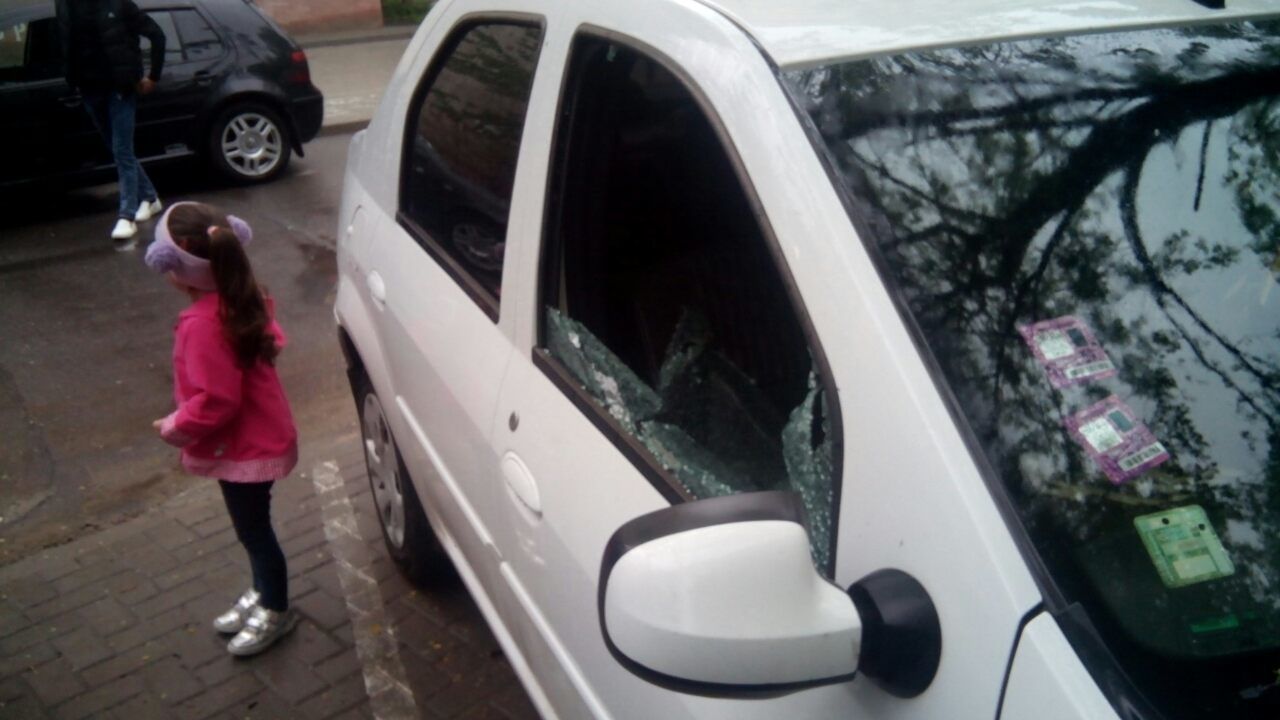 Surpriză matinală! Cum și-a găsit mașina un șofer din Capitală. A chemat imediat Poliția