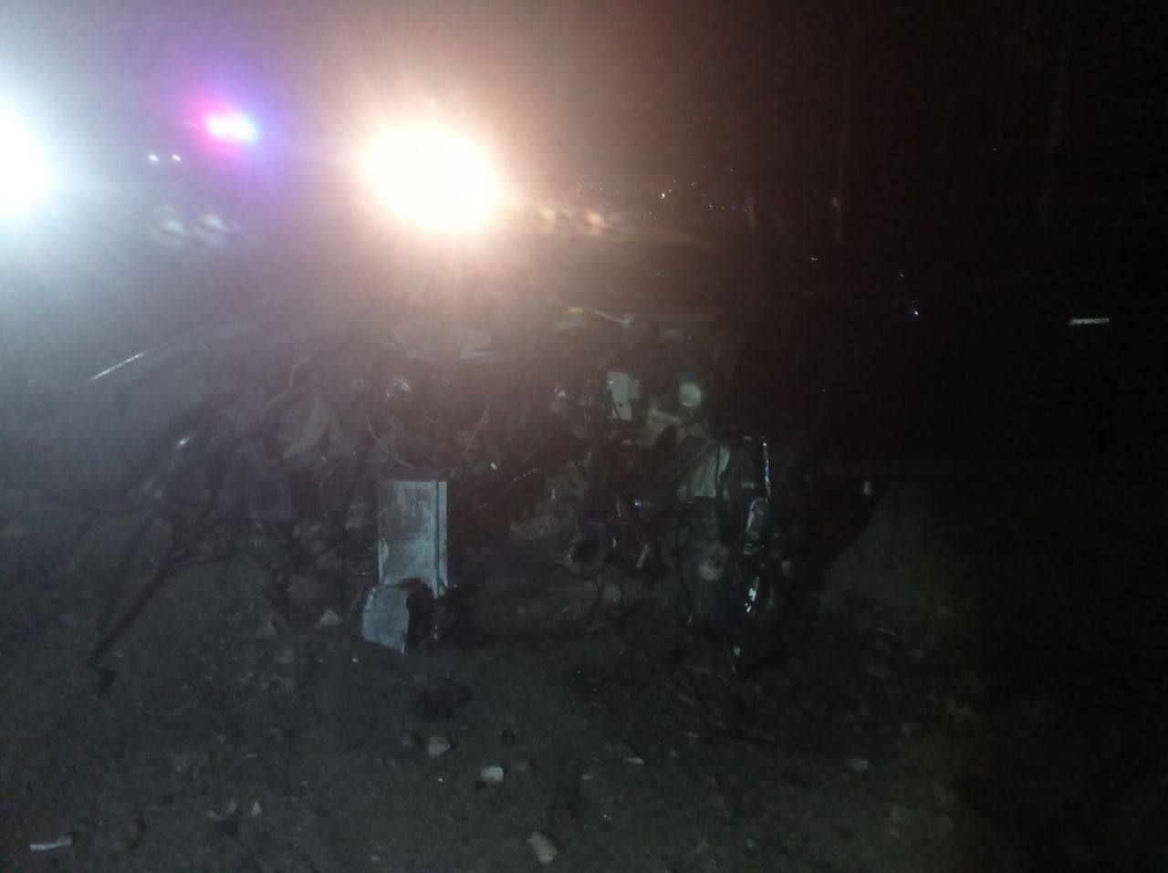 В Молдове водитель на скорости 255 км/ч врезался в дерево