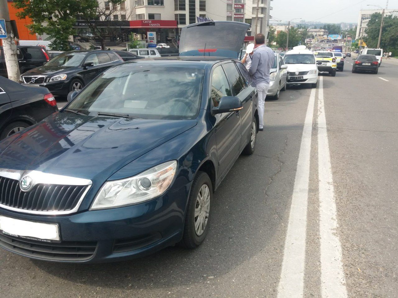 На проспекте Дечебал произошла авария