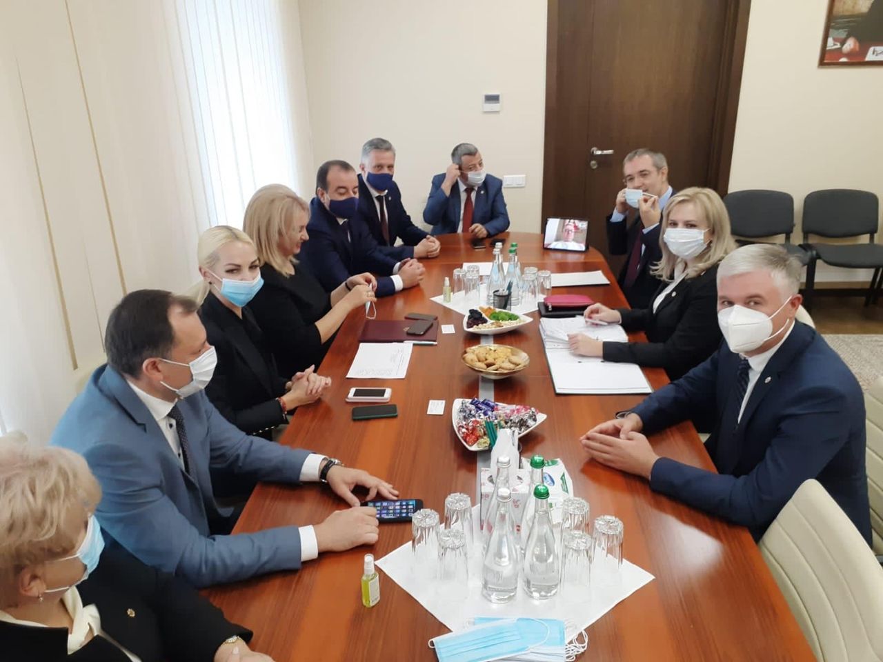 Партия «Шор» и «За Молдову» договорились объединить усилия