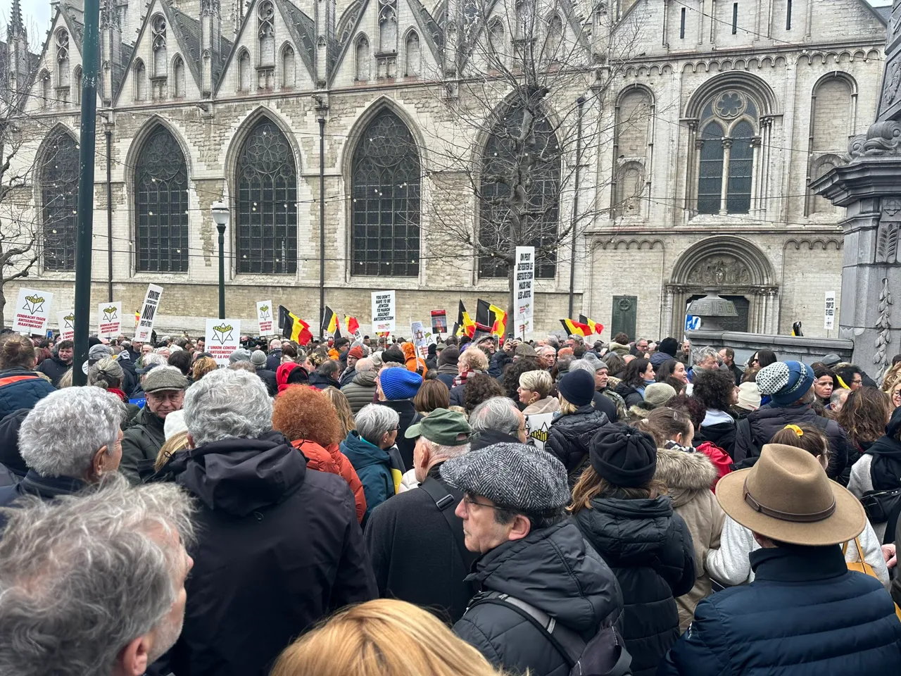 В европейских столицах прошли демонстрации против антисемитизма
