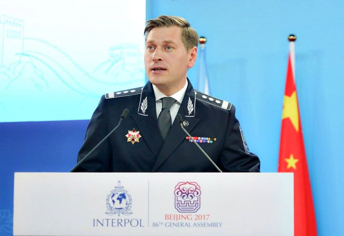 Der Spiegel: Две тонны алкоголя из Молдовы доставили для приема в Interpol