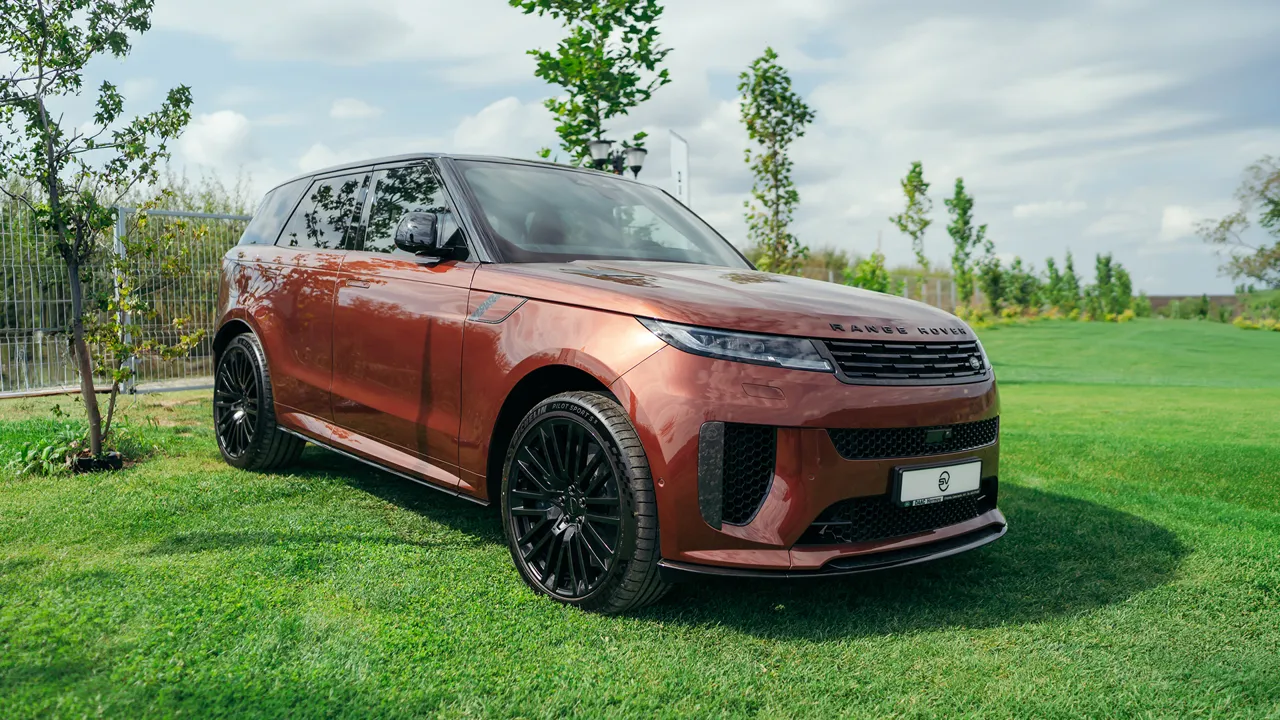 Range Rover — o viziune nouă asupra odihnei în extravilan