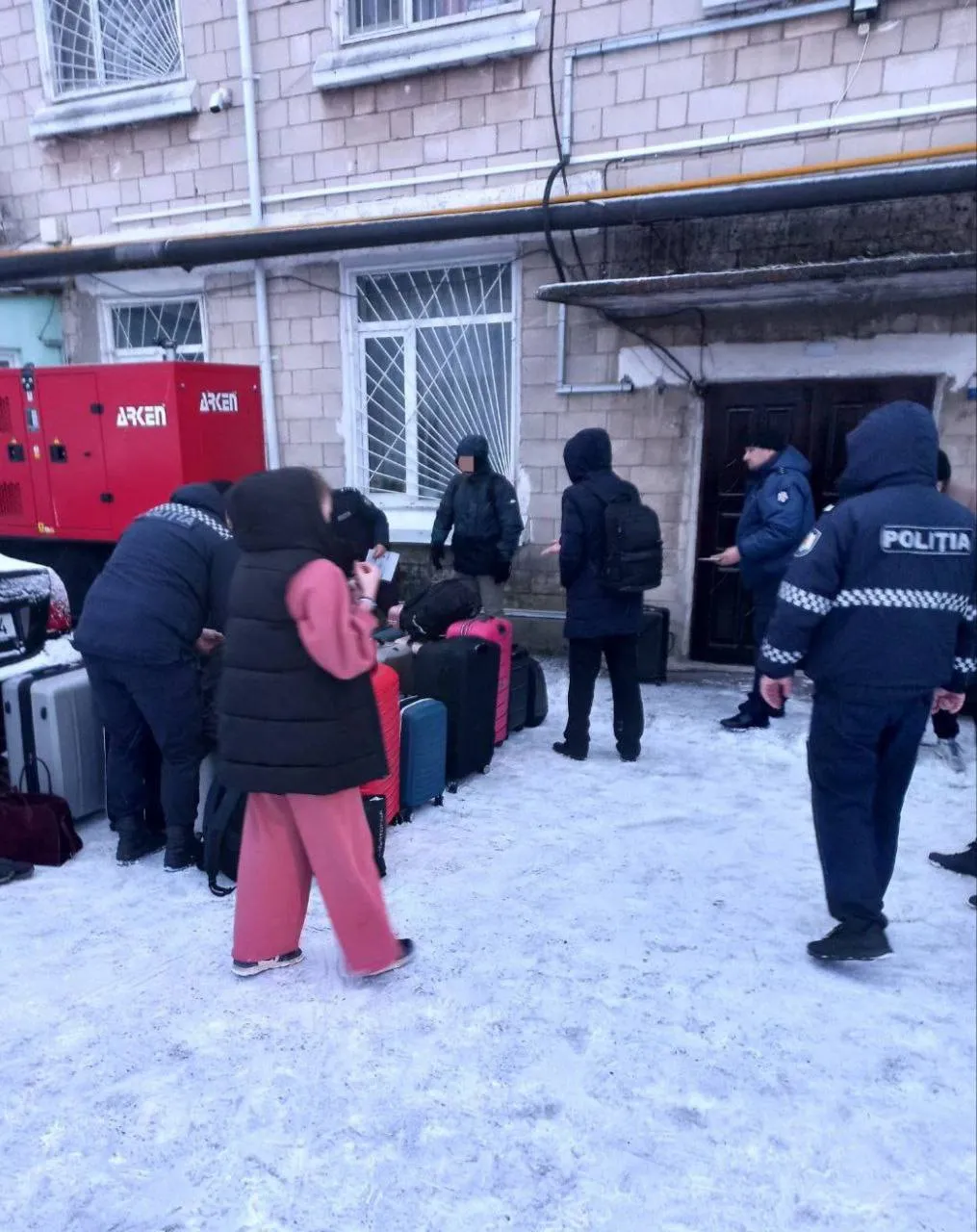 Accident grav la Florești: 16 persoane, rănite după ce un autocar s-a răsturnat