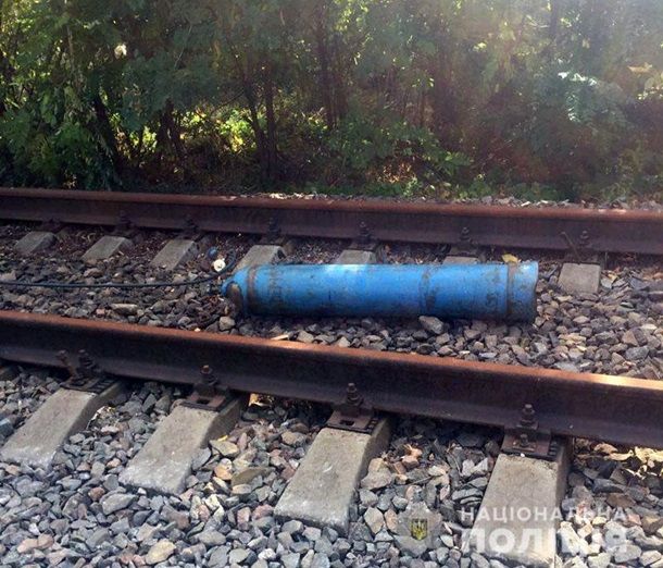 На Донбассе украли почти километр железной дороги