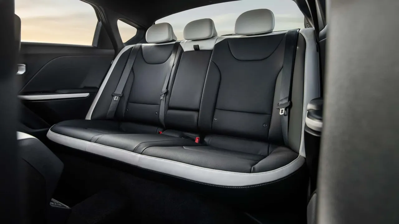 На автосалоне в Нью-Йорке презентовали новый Kia K4