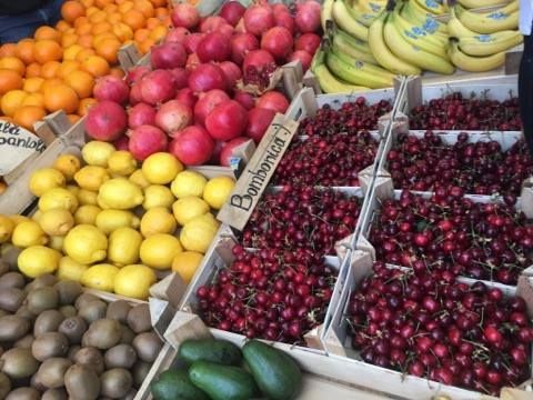 На рынке Кишинева появилась черешня по 250 леев за килограмм