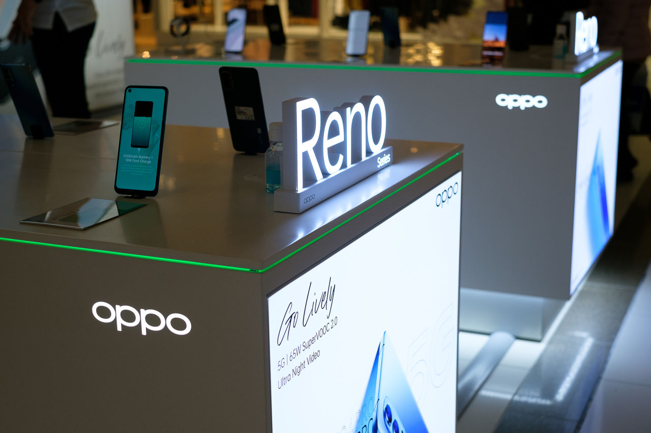 OPPO: Откройте для себя современные технологии OPPO Reno Series в магазине Shopping Malldova