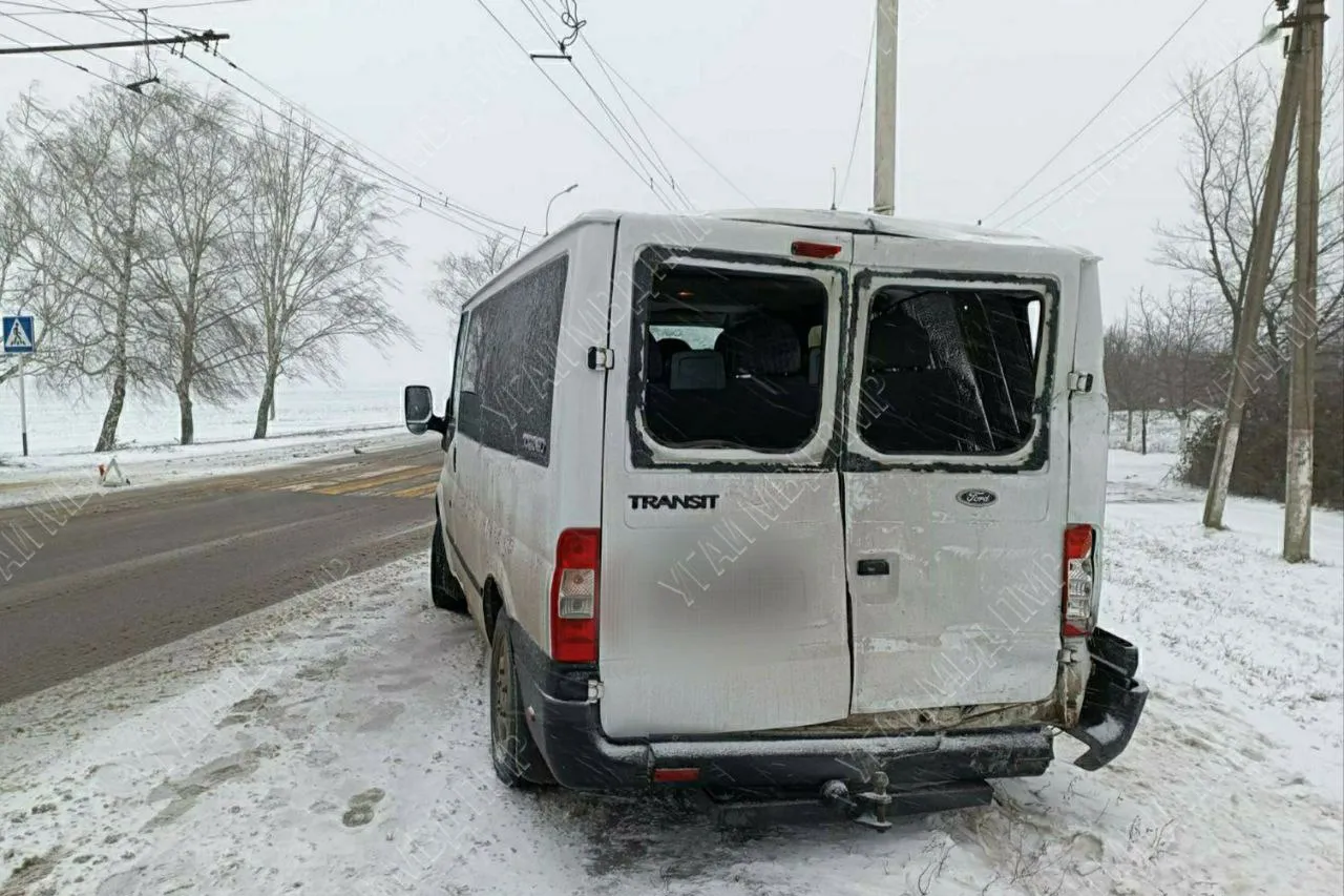 В Парканах на пешеходном переходе водитель грузовика сбил женщину