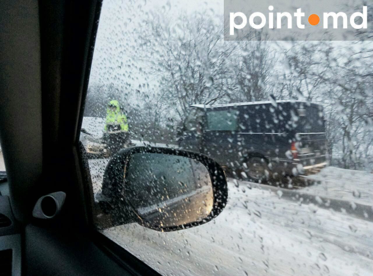 Серьезная авария в столице: 2 водителя доставлены в больницу