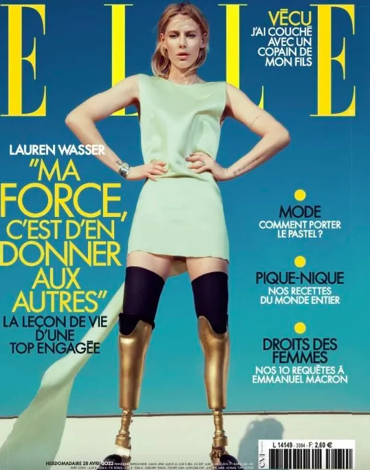 На обложке Elle появилась модель с "золотыми ногами": выпуск посвящен Украине