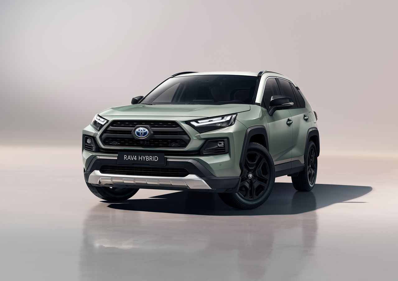 Toyota представляет RAV4 Adventure — внедорожную версию кроссовера