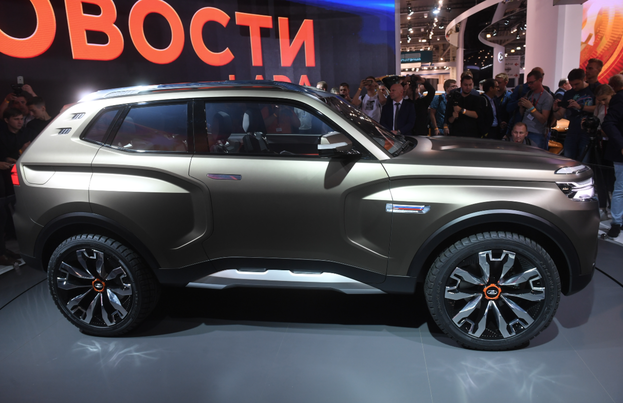 "АвтоВАЗ" представил на Московском автосалоне концепт новой Lada 4×4