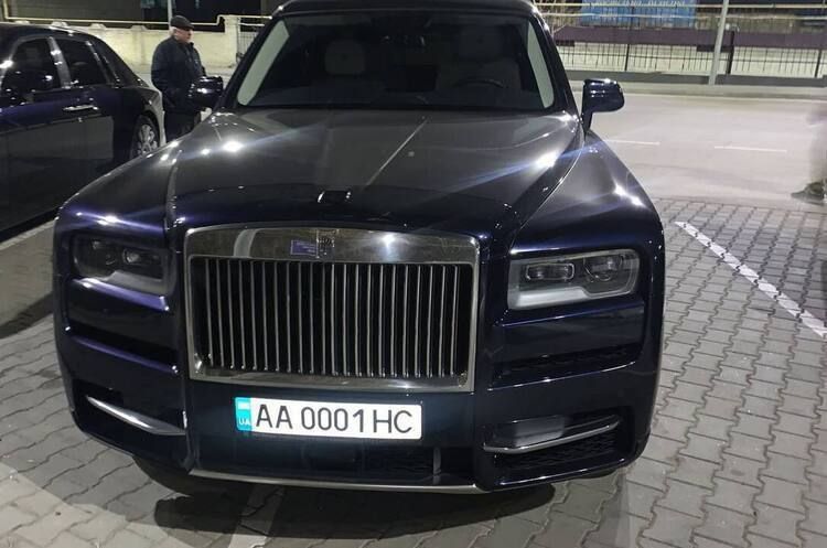 На границе с Молдовой задержали Rolls-Royce родственника Медведева